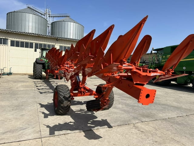 Плуг Challenger 8x45 KUHN Agricultural machinery - city of Yambol | Specialized Equipment - снимка 3