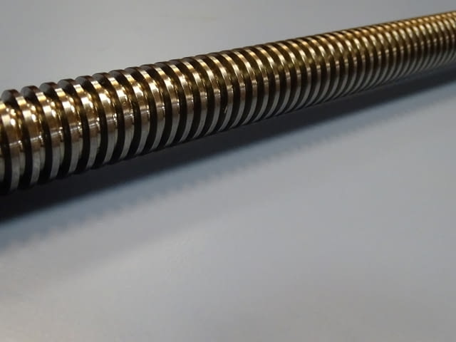 Винт с гайка за фреза Deckel FP1 зо ос Z screw with nut Z Deckel FP1 - снимка 3