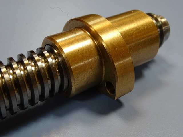 Винт с гайка за фреза Deckel FP1 зо ос Z screw with nut Z Deckel FP1 - снимка 4