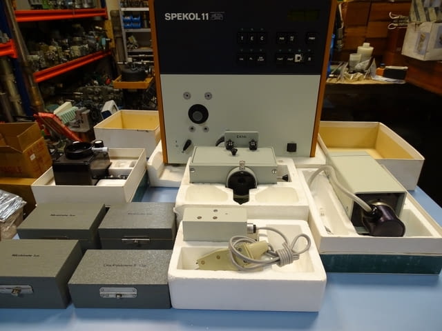 Спектрофотометър SPEKOL-11 Carl-Zeiss spectrophotocolorimeter - снимка 2