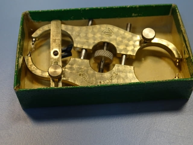 Часовникарски ключ Lian Bergeon 180 Parallel Truing Caliper for wrist watch - снимка 7