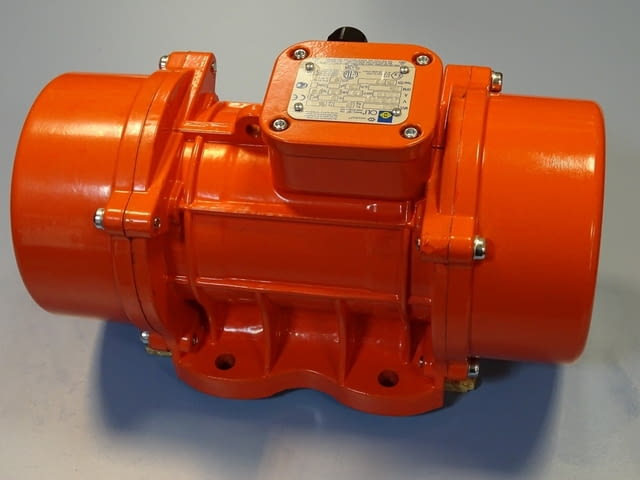 Вибромотор OLI MVE 400/15 electric vibrating motor 220/380V, city of Plovdiv - снимка 1