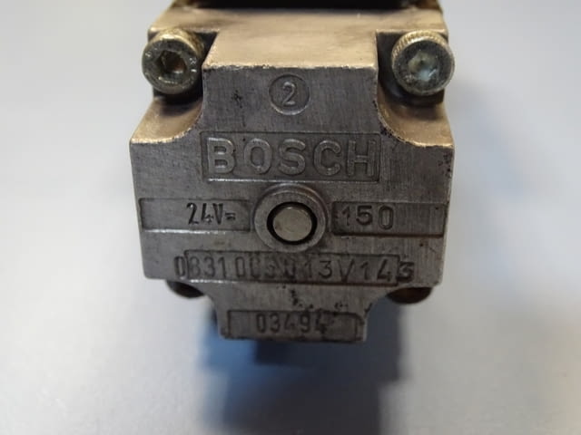 Хидравличен разпределител BOSCH 0810 090106 directional control valve 081WV06 - снимка 4