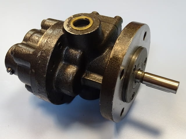 Хидравлична помпа KRACHT FMVZ 1/30 R 7DE1 Reduction Gear Oil Pump 13.6cm3 - снимка 7