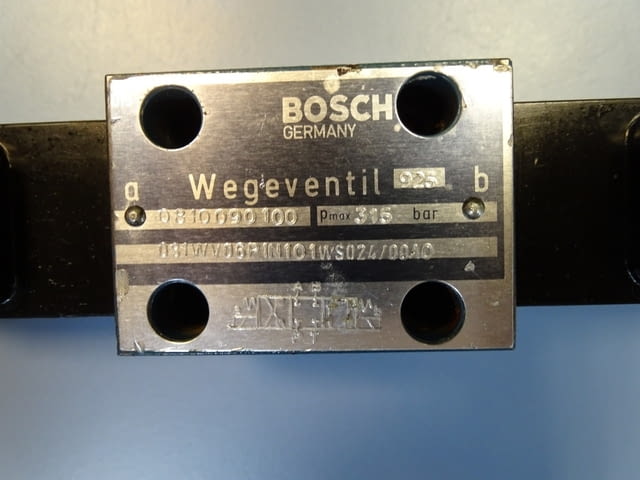 Хидравличен разпределител BOSCH 0810 090100 directional control valve 24VDC - снимка 3