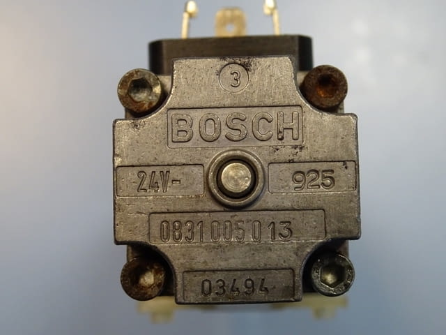 Хидравличен разпределител BOSCH 0810 090100 directional control valve 24VDC - снимка 7