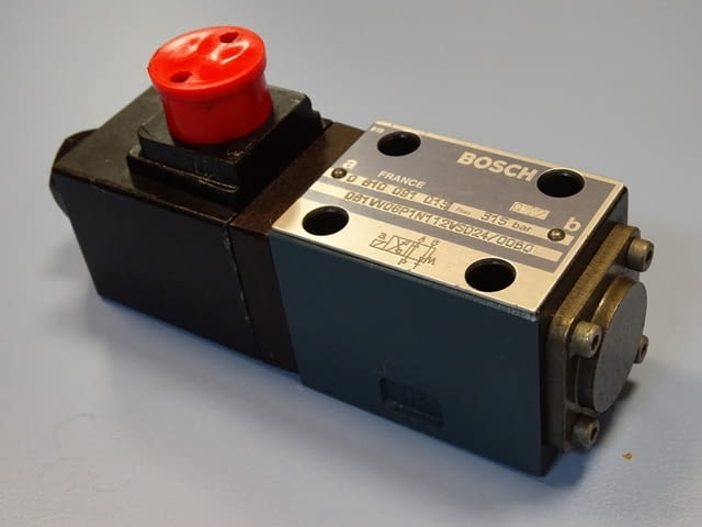 Хидравличен разпределител BOSCH 0810 091 013 directional control valve - снимка 3