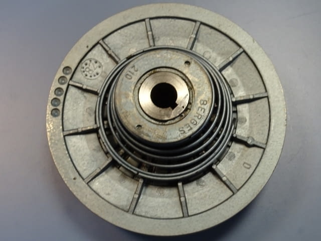 Вариаторна шайба Berges 210 double variable speed pulley Ф220/Ф22 - снимка 3