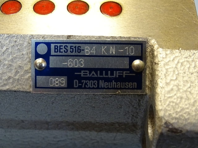 Изключвател Balluff BES 516-B4 KN-10-603 inductive multiple 4-position limit switch - снимка 4