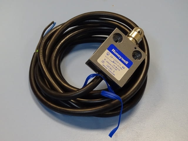 Краен изключвател Honeywell 14CE2-2 limit switch 5A 250VAC, град Пловдив | Промишлено Оборудване - снимка 2