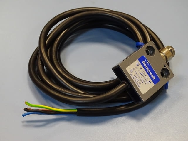 Краен изключвател Honeywell 14CE2-2 limit switch 5A 250VAC, city of Plovdiv - снимка 7