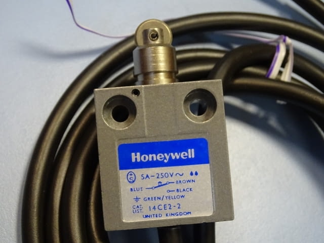 Краен изключвател Honeywell micro-switch 14CE2-2 5A 250VAC, град Пловдив | Промишлено Оборудване - снимка 3