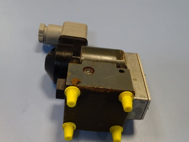 Хидравличен разпределител Rexroth 3SE6C20/315G24NZ4P Directional seat valve - снимка 8