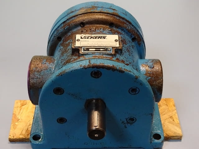 Хидравлична помпа Vickers V134 U20 Fixed displacement vane pump - снимка 7