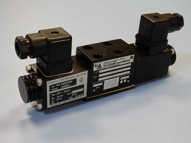 Хидравличен разпределител TOS RSE 1-042J15-1700 24VDC solenoid hidraulic valve - снимка 2