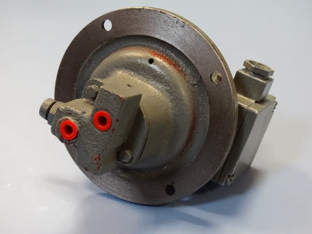 Емулсионна помпа MEZ Brno 3CZA05X 220/380V emulsion pump, city of Plovdiv - снимка 3