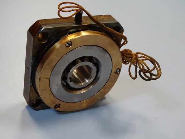 Електромагнитен съединител ETM 0.56 2A(1A) electromagnetic multi-plate clutch - снимка 5