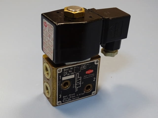 Магнет вентил HERION 2401103 direct solenoid actuated poppet valve 24VDC - снимка 1