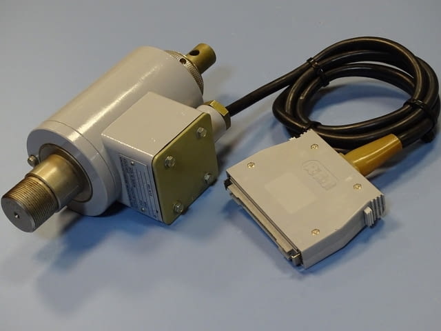 Тензо-датчик VEB Robotron Messelektronik ”Otto Schon” 10200Tension Force Sensor 10kN - снимка 10