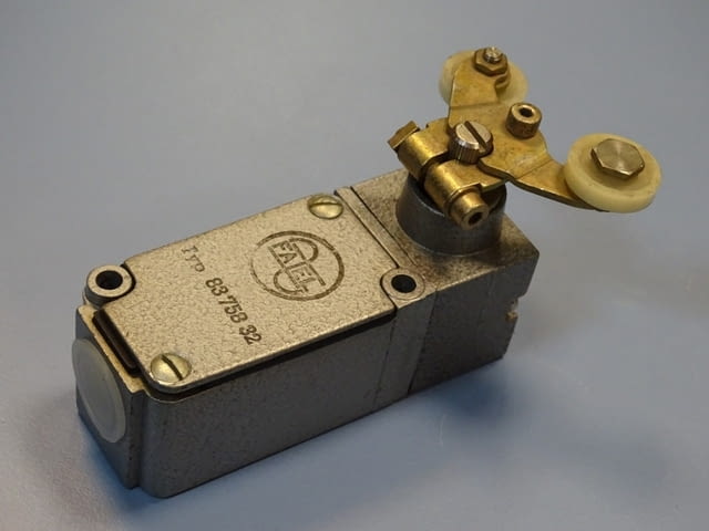 Изключвател краен FATEL Typ 3375802 Limit Switch 16A 250VAC, град Пловдив - снимка 7