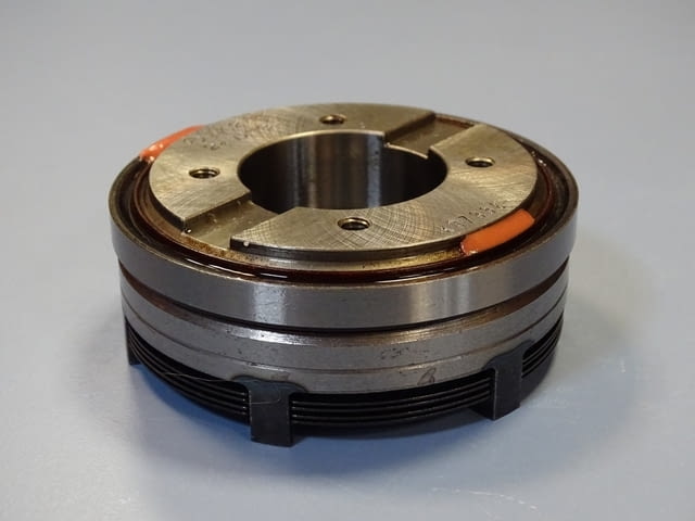 Електромагнитен съединител ZF EK2dB Electromagnetic multi-plate clutch 24VDC - снимка 1