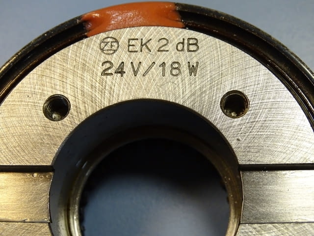 Електромагнитен съединител ZF EK2dB Electromagnetic multi-plate clutch 24VDC - снимка 3