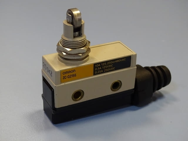 Изключвател Omron ZC-Q2155 Limit Switch 10A/250V