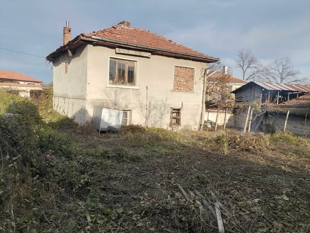 Къща в село Радилово ТОП Място ТОП ИМОТ 2-floor, Brick, 114 m2 - village Radilovo | Houses & Villas - снимка 1