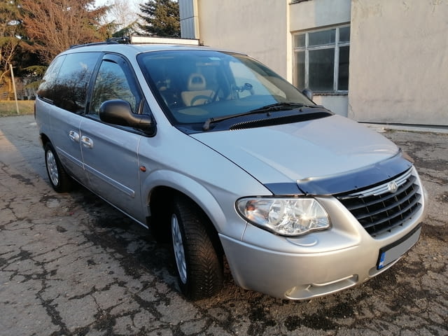 Crysler- Grand Voyajer- 2.8 CRD 150 Ks. 2008g.- Avtomatik - kojen salon - pulen El. paket