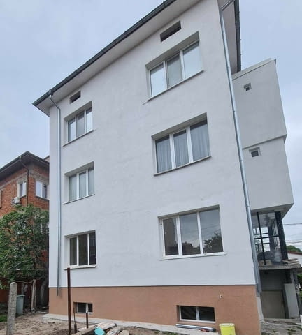 КЪЩА с ГАРАЖ в кв. Хисаря, град Хасково 3-floor, Brick, 162 m2 - city of Haskovo | Houses & Villas - снимка 1