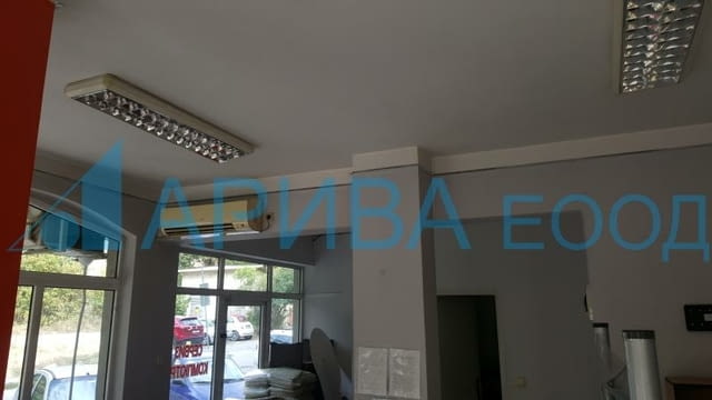 Магазин /аптека/ под наем в център Хасково 45 m2, Air Conditioning - city of Haskovo | Stores - снимка 4