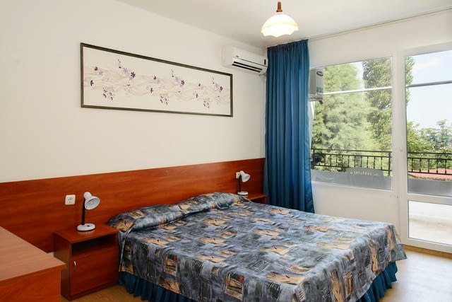 Хотелски стаи за нощувки - locality  Jurnalist | Rooms for rent - снимка 1