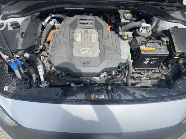 Hyundai Ioniq Electric 34 кс, ел.двигател EM09, ск.кутия AEEVIU3SA052, 104 000 км., 2019 г., Хюндай - снимка 12