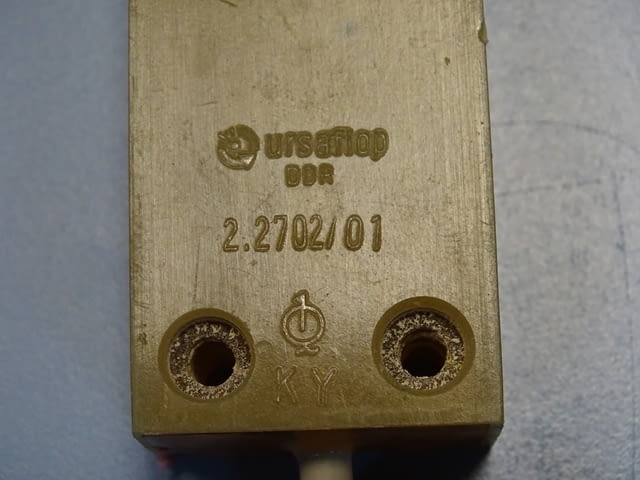 Индуктивен датчик DDR RFT Ursaflop 2.2702/01 proximity sensor slotted initiator - снимка 2