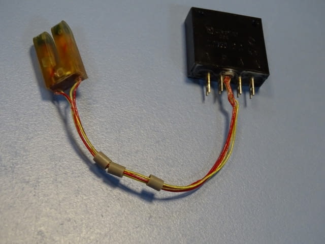 Индуктивен датчик DDR RFT Ursaflop 2.2700/02 KY proximity sensor - снимка 6