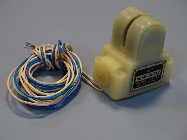 Безконтактен датчик БВК-201-24”Э”proximity sensor 24VDC, city of Plovdiv | Industrial Equipment - снимка 7