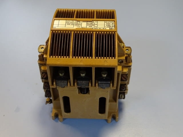 Контактор DDR VEB ESGO D40 air contactor TGL5352 BI.1 40A 380V - снимка 2