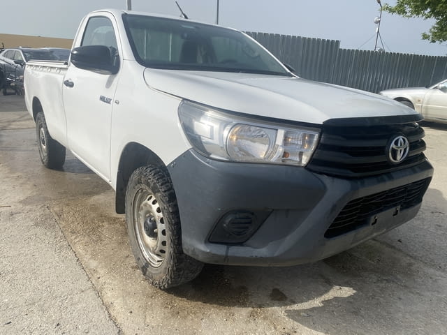 Toyota Hilux Pickup 2.4 D 4WD, 150 кс., двигател 2GDFTV, GUN125L-BNFSHW, 6 ск., 152 000 км., 2016 г. - снимка 2