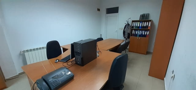 Оборудван офис за продажба в Хасково 21 m2, Water, Air Conditioning, In Regulation, Electricity - city of Haskovo | Offices - снимка 3