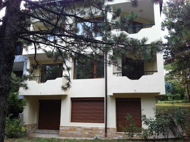 Къща Велико Търново - Картала 3-floor, Brick, 339 m2 - city of Veliko Tarnovo | Houses & Villas - снимка 2