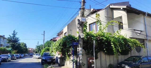 Продава кьща в Черноморец 3-етажна, Тухла, 400 м2 - село Черноморец | Къщи / Вили - снимка 4
