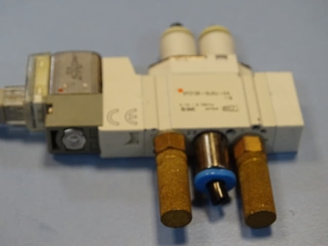 Пневматичен разпределител SMC SY3120-5LOU-C4-Q solenoid valve 24VDC - снимка 2