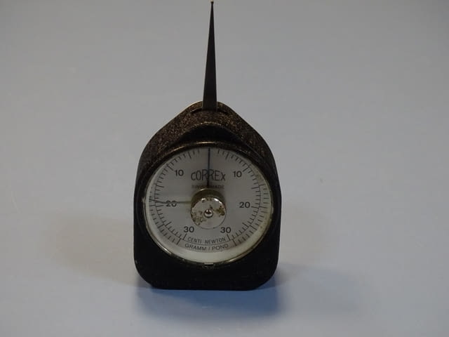 Грамометър CORREX HAAG-STREIT Bern tension gauge Gramm Pond 30-0-30 Centi - снимка 7