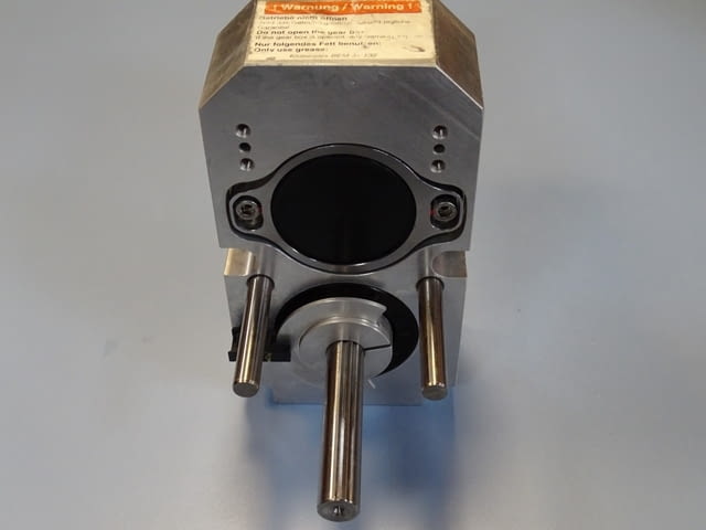 Мотор редуктор MITSUBISHI HC-MFS43-S13 AC servo motor SPN 05640.0011 worm gear box - снимка 2