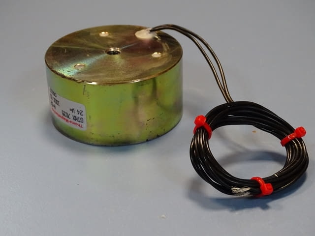 Ел. магнит Thoma-Magnettechnik GTMX 7035 electromagnet coil A-02 24VDC - снимка 2