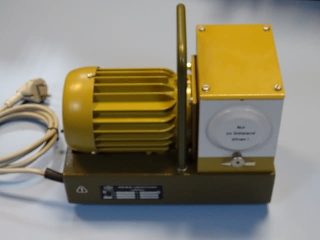 Перисталтична помпа VEB MLW SP3 peristaltic pump, city of Plovdiv | Industrial Equipment - снимка 1