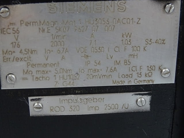 Правотоков ел. двигател Siemens 1HU3056-OAC01-Z servo motor 176V - снимка 9