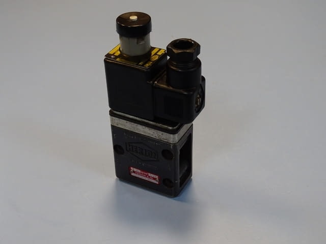 Пневматичен разпределител HERION 80202-04 Solenoid Valve 48VAC/24VDC - снимка 9