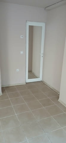 Отдаваме партерен офис от 27 кв.м. сп. Патриарха Studio, 27 m2, Brick - city of Varna | Offices - снимка 3