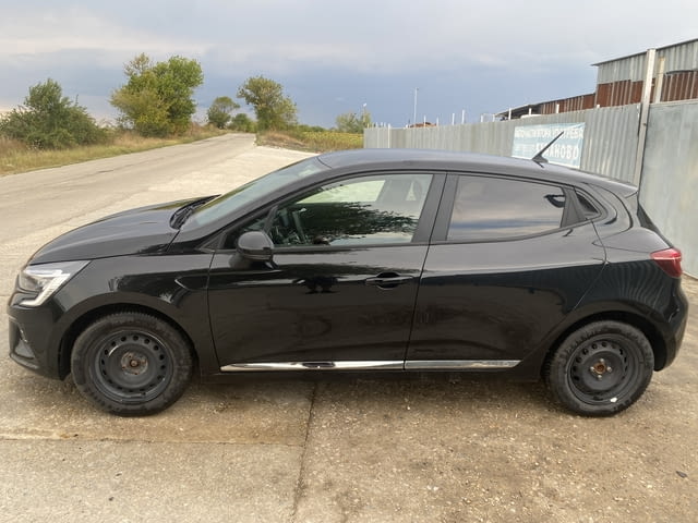 Renault Clio 5 1.0 TCe, 90 кс, 6 ск., 34 000 km, 2021г., euro 6D, нов внос от Германия. Два ключа, с - снимка 4